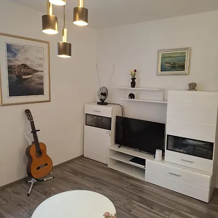 Holiday home Kuca Za Odmor Rajna *