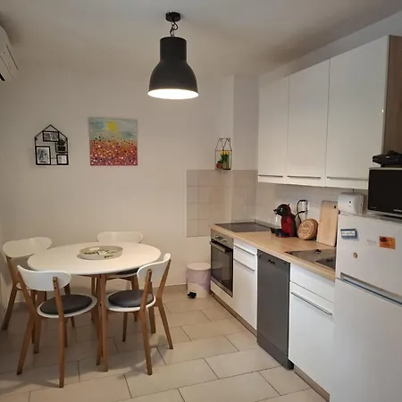Kuca Za Odmor Rajna Holiday home *